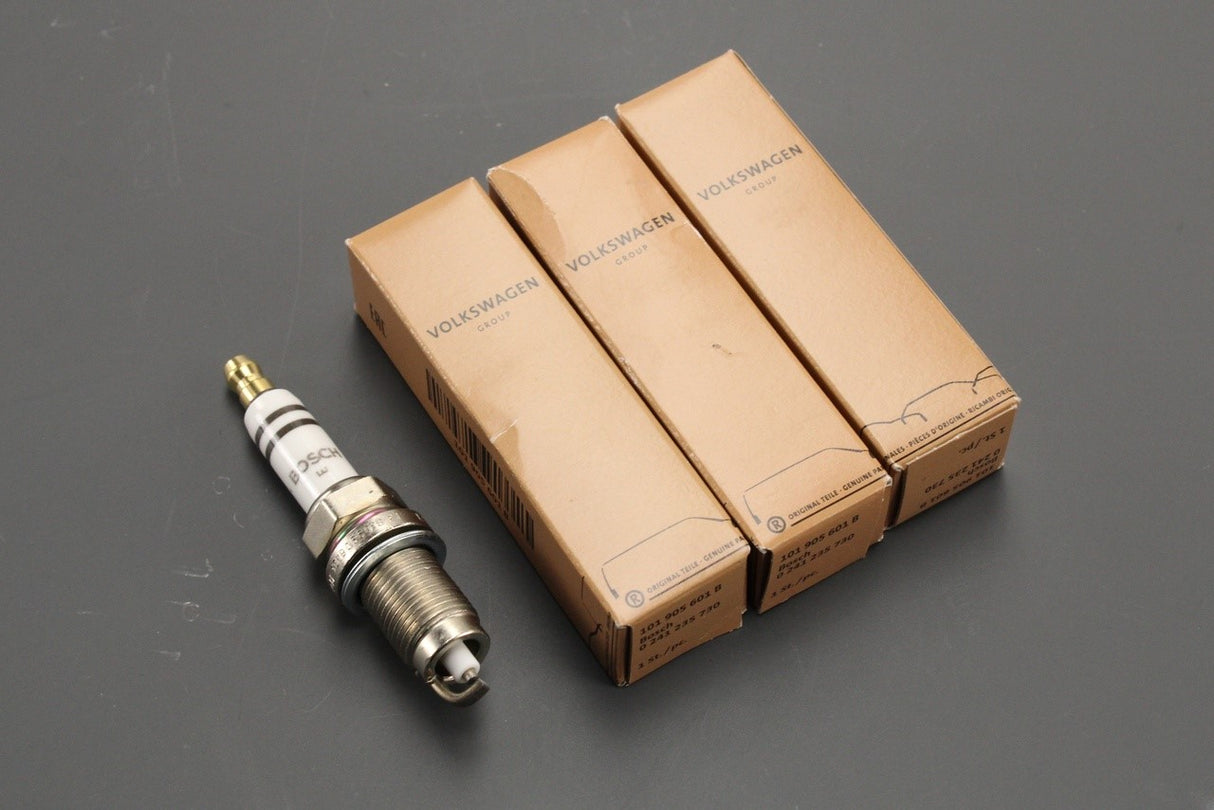 VW Polo Skoda Fabia Roomster SEAT Ibiza 1.2 spark plugs (x3) 101905601B