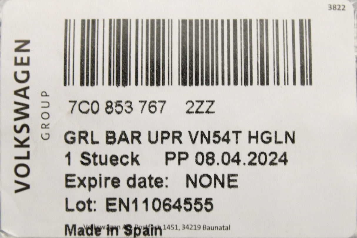 VW Crafter 2017-on front upper grille trim (Chrome) 7C0853767 2ZZ