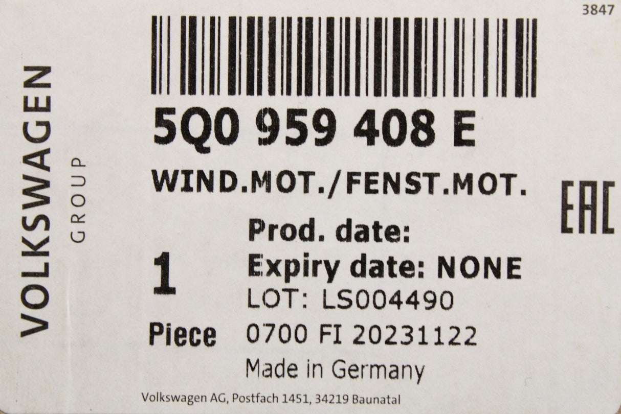 VW Tiguan Skoda SEAT Ateca 2016-on window motor (rear right) 5Q0959408E