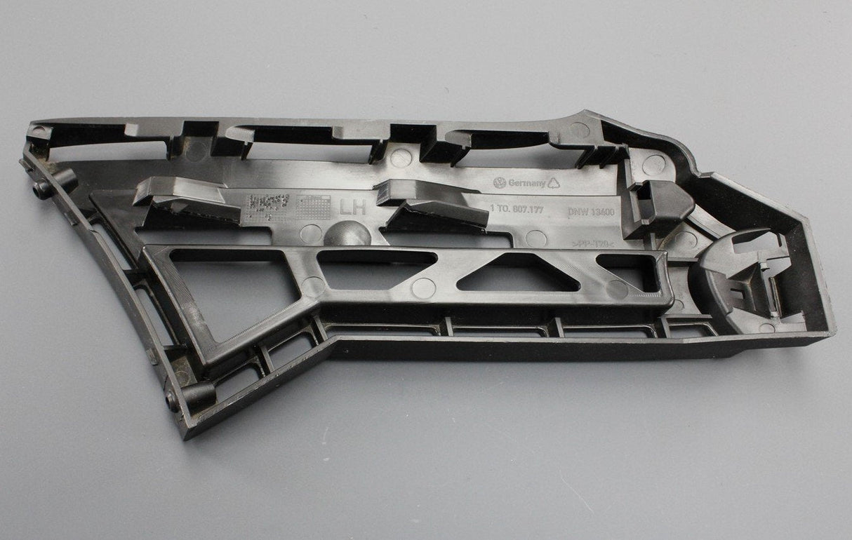 VW Touran 2006 front bumper guide piece (left) 1T0807177