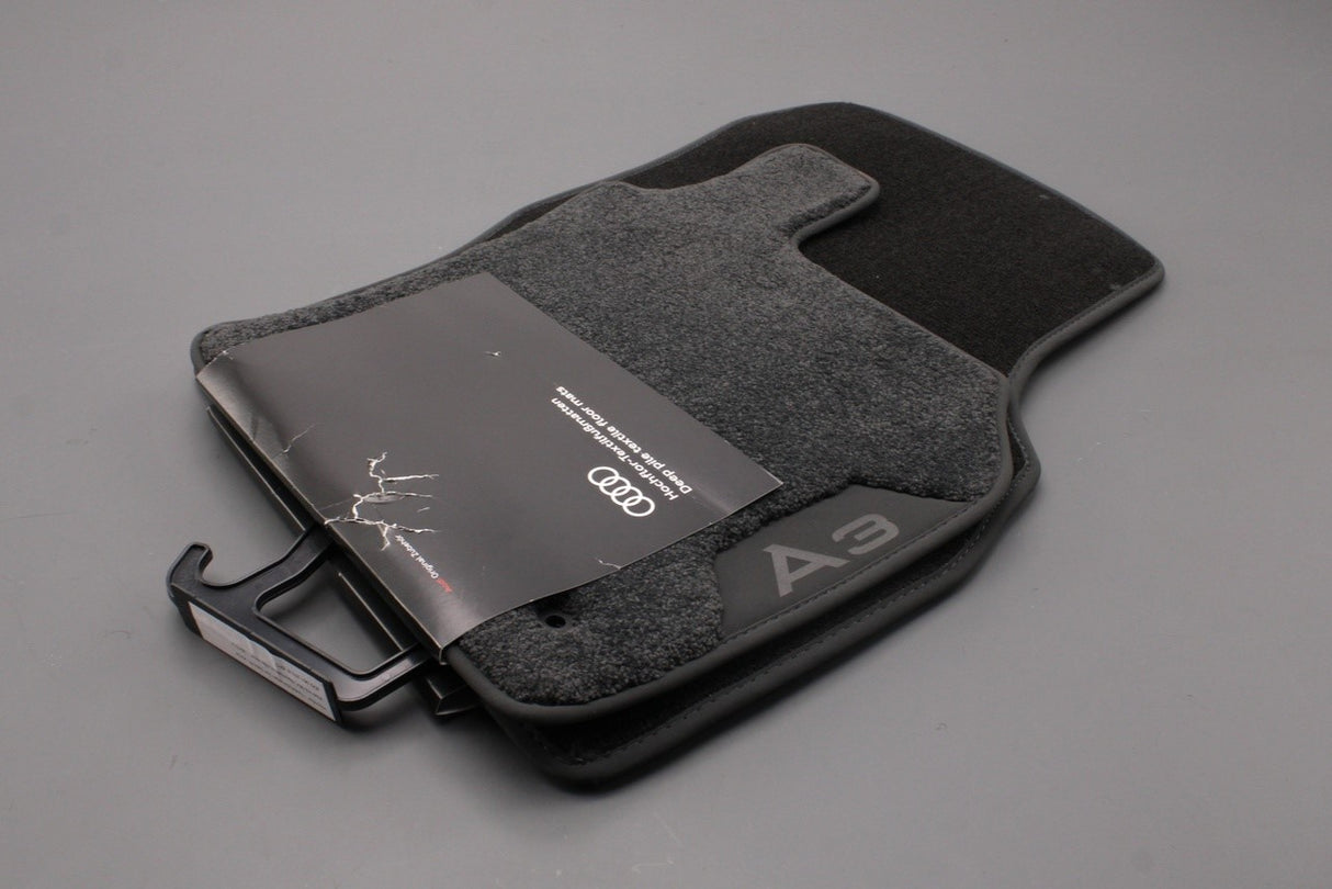 Audi A3 8V 13-20 RHD premium carpet floor mats (front) 8V2061275B 6PS