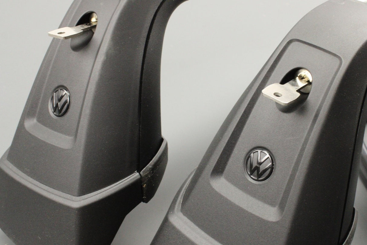 VW Golf MK7 2013-16 MK7.5 2017-20 accessory roof bars (5 door) 5G4071126