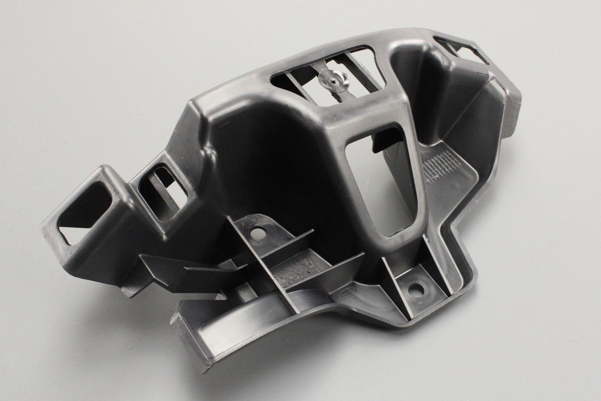 Range Rover Sport 2005-2013 bumper bracket (rear right corner) LR013858