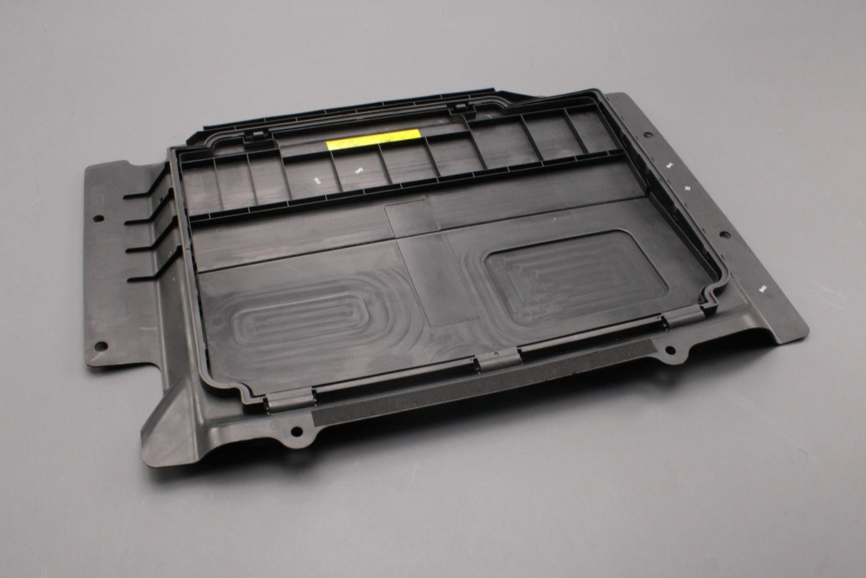 Audi Q5 2013-2017 battery box cover lid 8R0863565B