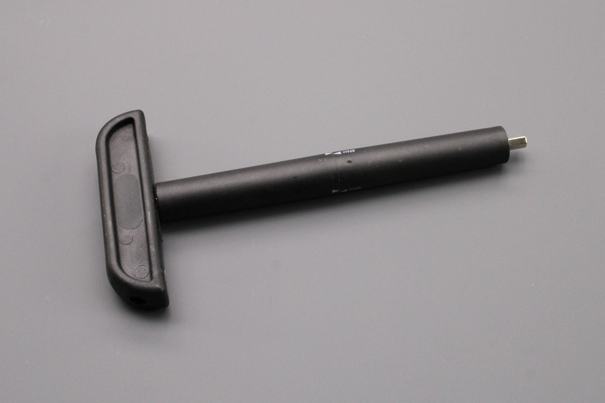 VW Touran 2016-20 roof bars set (T-groove) 5QA071151