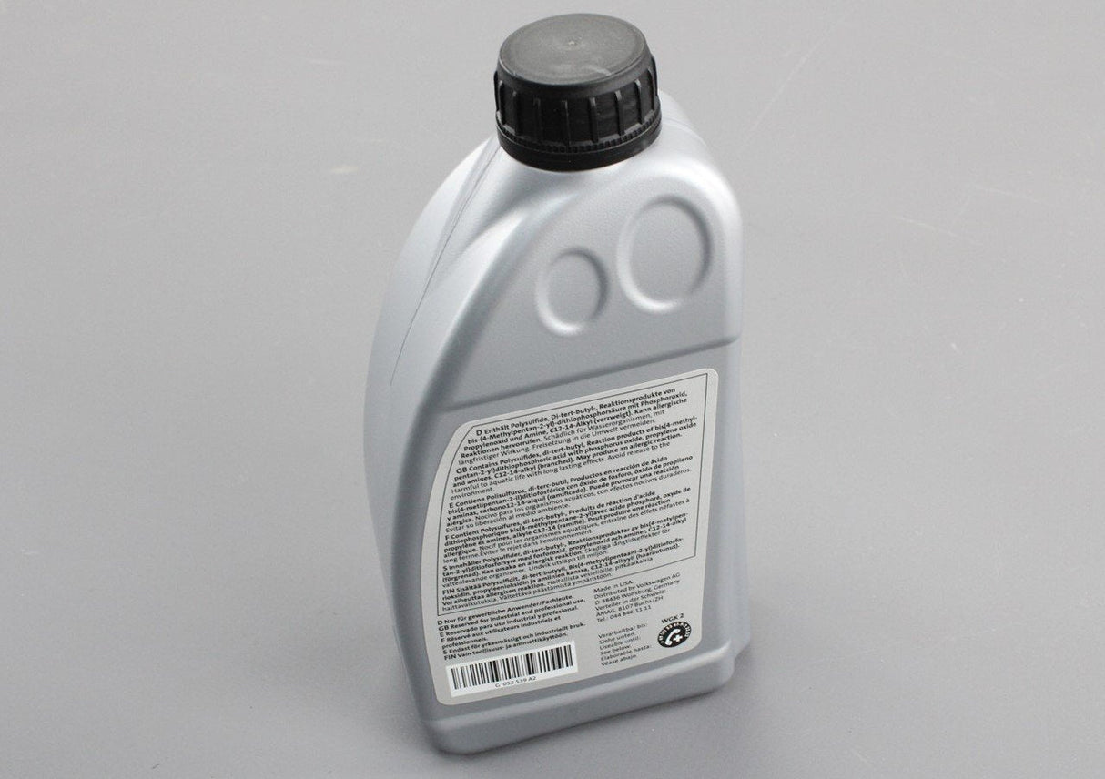 VW Amarok 2010-2020 rear axle oil 1L bottle G052539A2