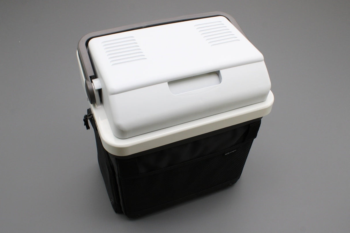Volkswagen 24 litre cool / hot box (12V or 220V-240V) 000065400F