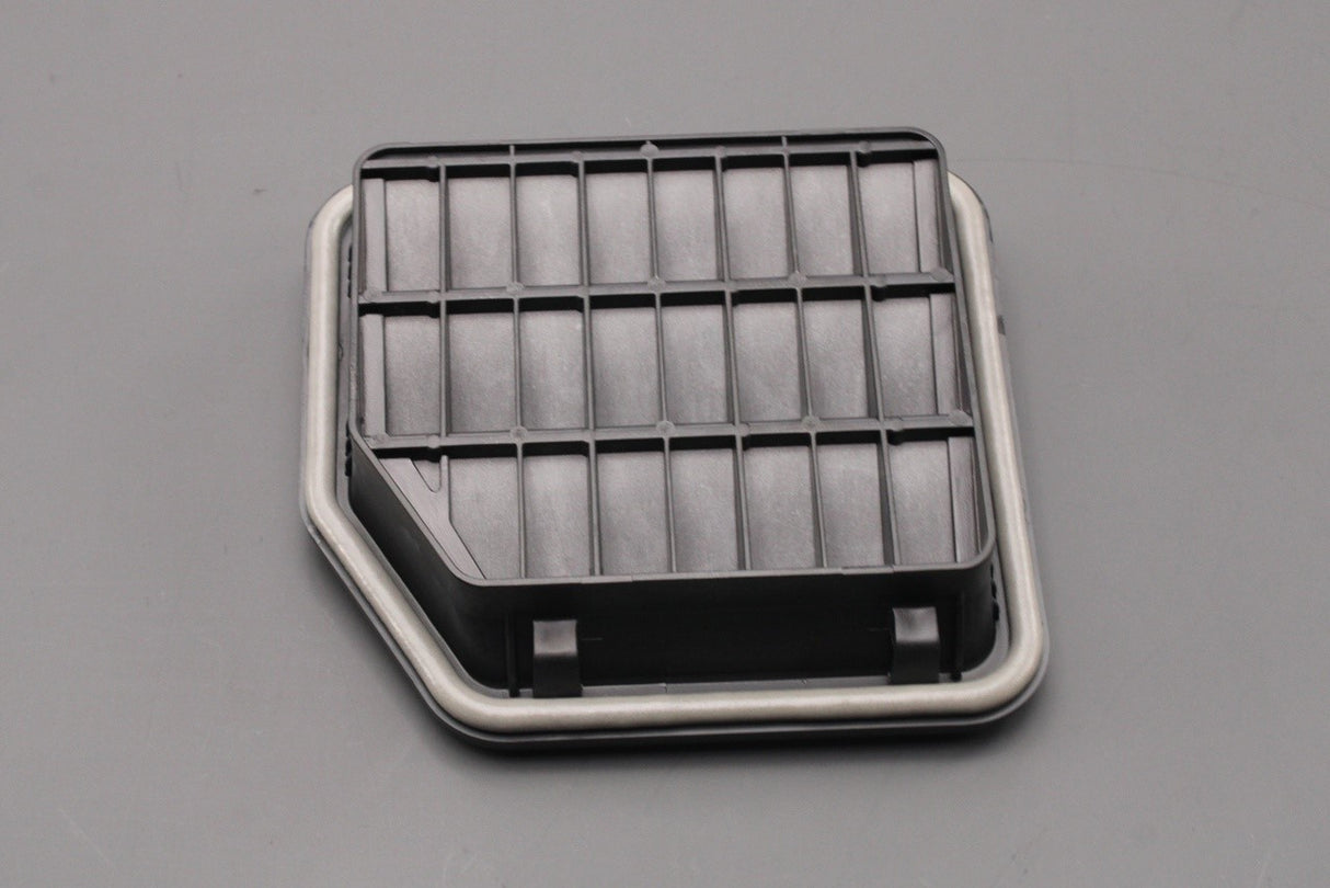 VW Golf MK5 04-09 MK6 Scirocco rear air vent trim (right) 1K0819466B