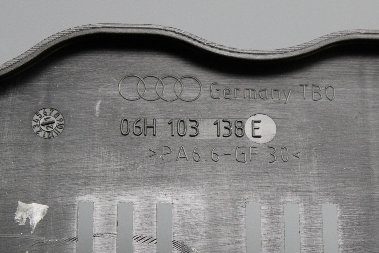 Audi A4 A5 A6 A8 Q5 1.8 2.0 TFSI sump insert baffle 06H103138E