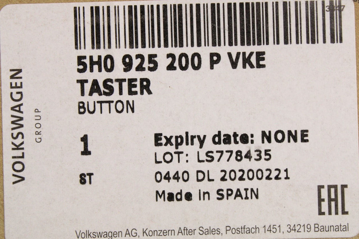 VW Golf MK8 Caddy 21-on centre console button switch pack 5H0925200P VKE