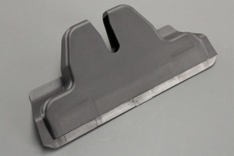 Land Rover Discovery Sport 2015-on boot latch bezel LR061213