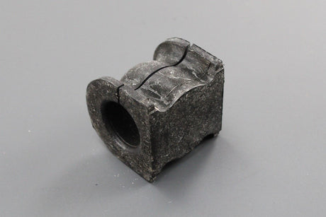 Honda stabiliser holder bush 52306-T1T-E01