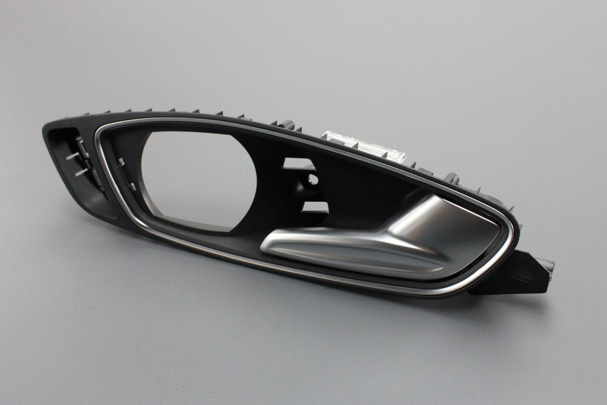 Audi A1 11-18 interior door release handle (front right) 8X0837020E 4PK