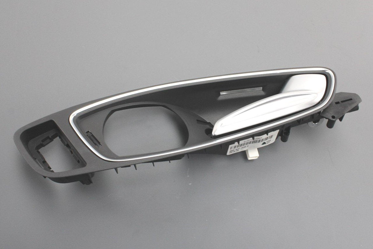 Audi A1 11-18 interior door release handle (front right) 8X0837020E 4PK