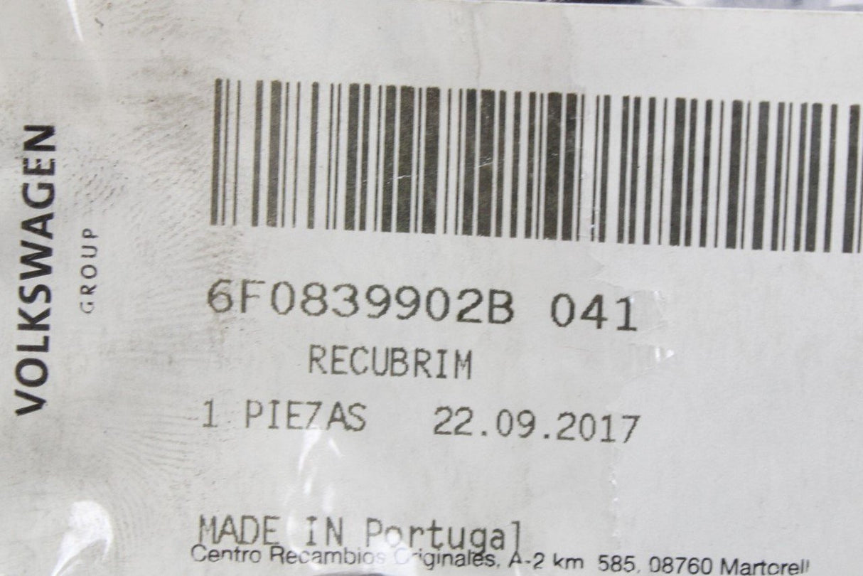 SEAT Ibiza 18-on outer door window trim (rear right) 6F0839902B 041