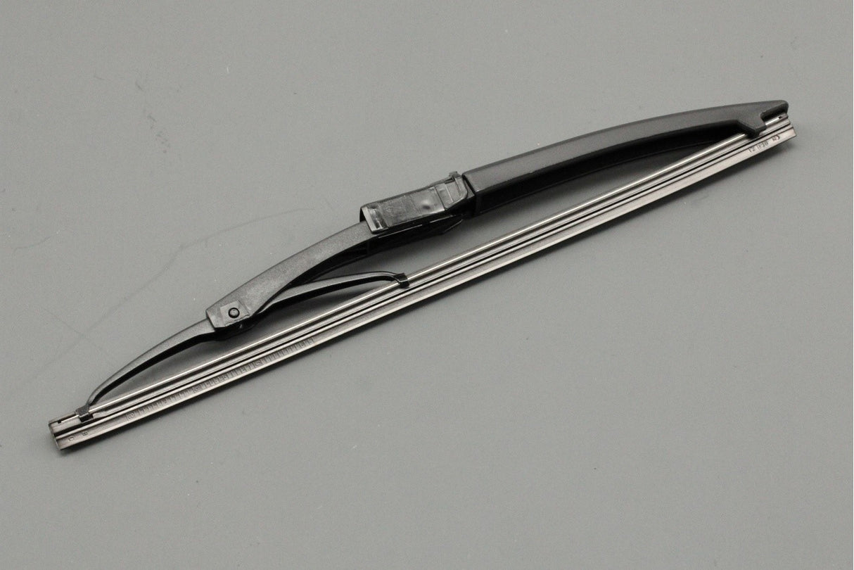 VW Fox 2005-2012 wiper blade (rear) 5Z6955425