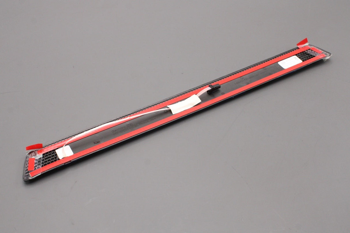 Audi A3 8V Q2 17-on S-Line illuminated sill trim (front right) 8V4947418