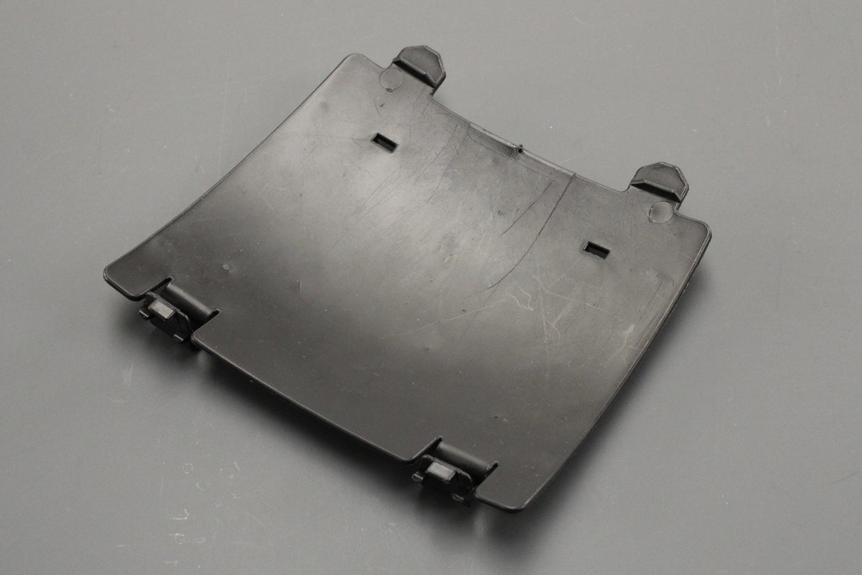 Astra H 04-14 Zafira B 05-15 headlight access dust cover (x1) 13125606