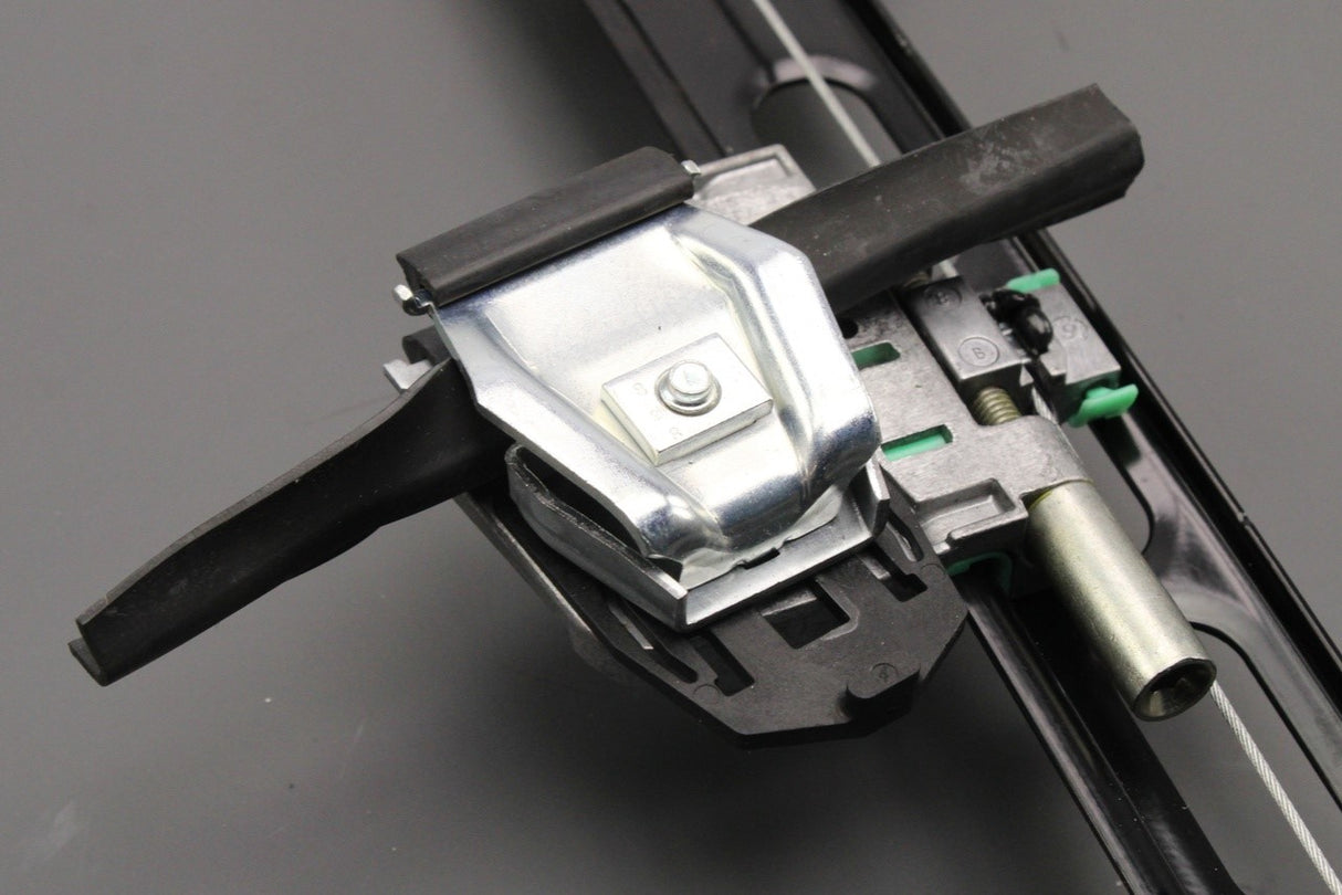 Audi TT TTS TTRS 2010-2014 window regulator (left) 8J0837461E