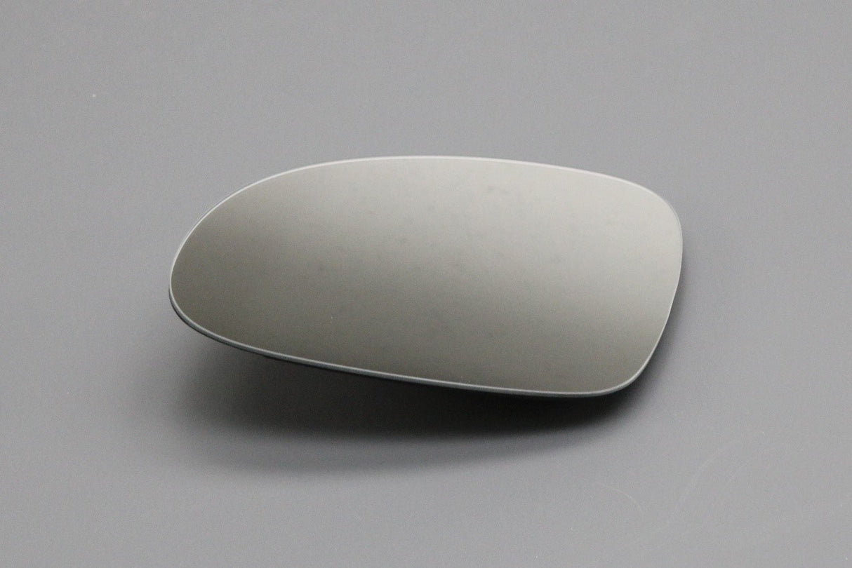 VW Tiguan 08-18 Skoda Yeti SEAT RHD wing mirror glass (left) 5N0857521B