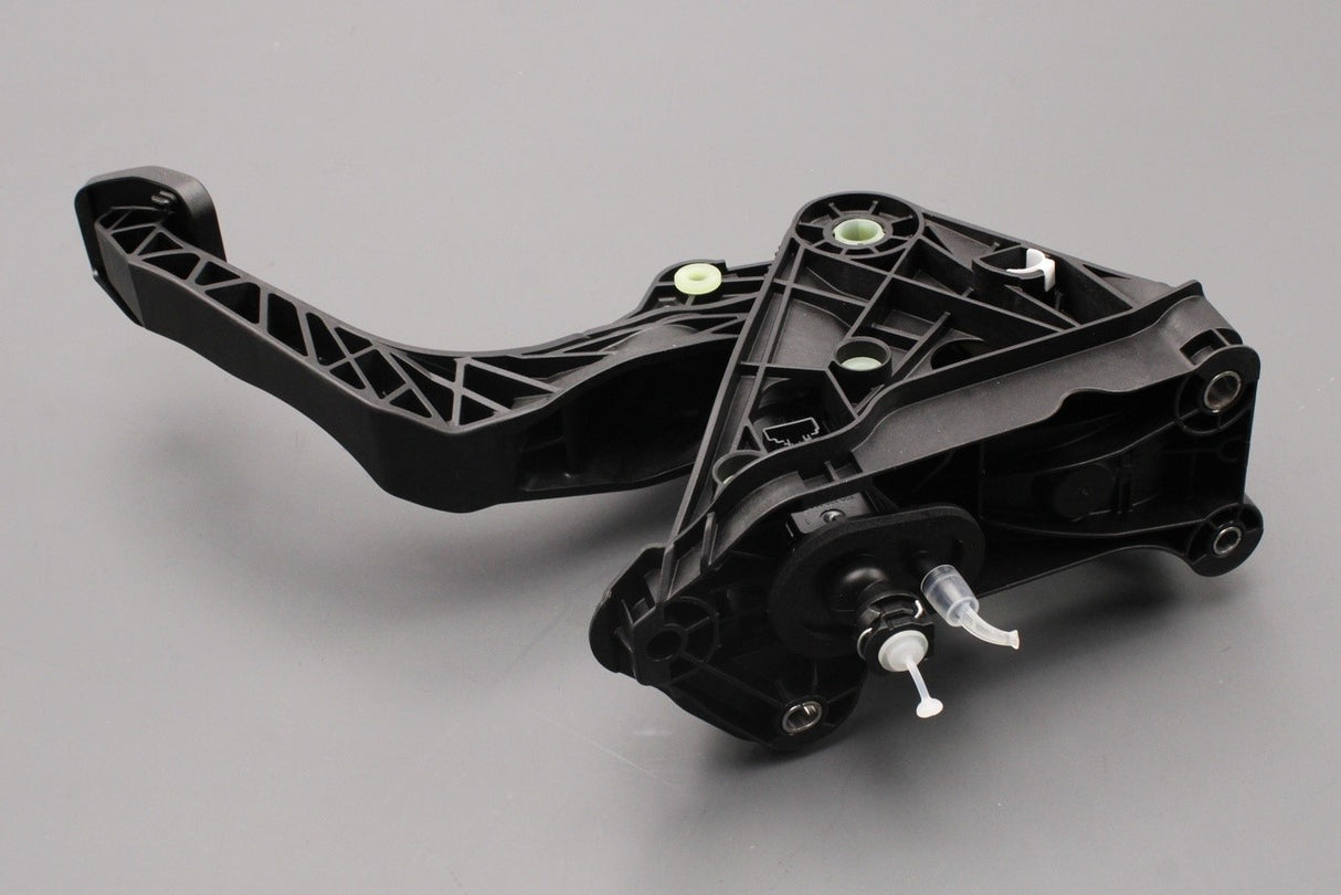 Skoda Superb 15-24 SEAT Leon 13-16 clutch pedal mechanism 5Q2721059HD