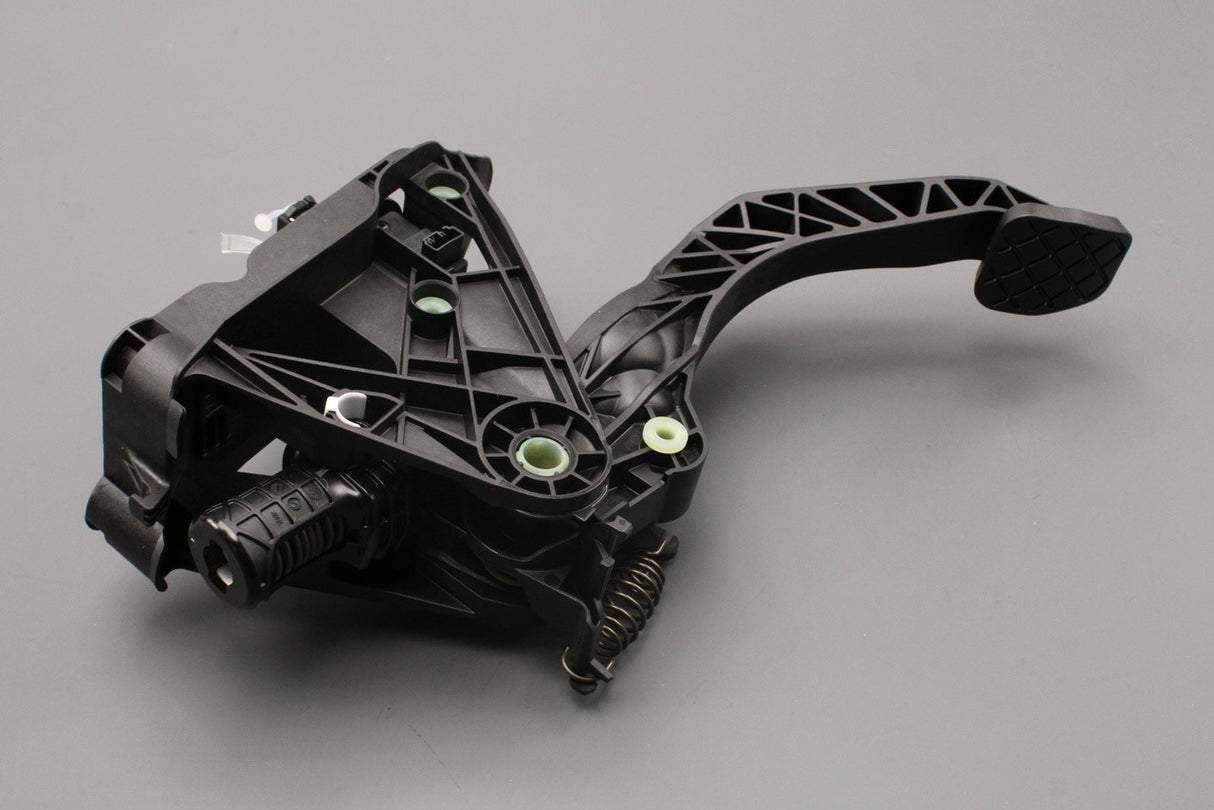 Skoda Superb 15-24 SEAT Leon 13-16 clutch pedal mechanism 5Q2721059HD