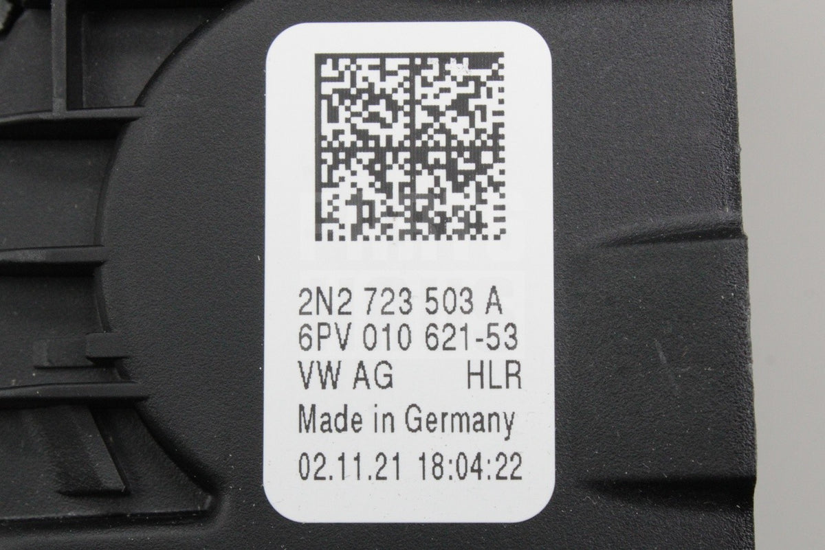 VW Crafter 2017-on accelerator pedal with sensor module (RHD) 2N2723503A