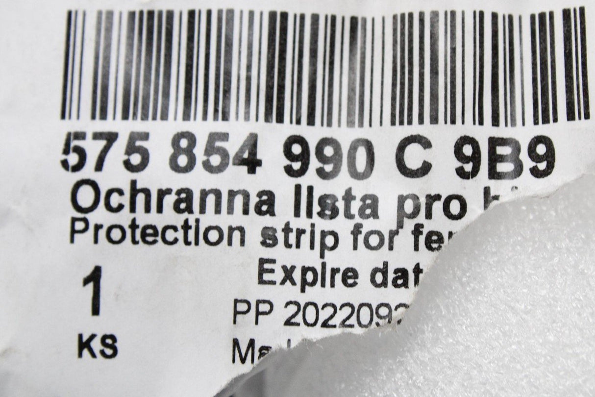 SEAT Ateca 16-on wheel arch protective strip (right rear) 575854990C 9B9