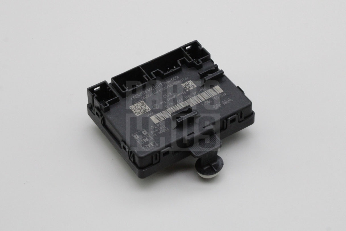 VW Touareg Audi A6 A7 A8 Q5 Q8 RS6 RSQ8 17-on rear door control unit 4M1959795J