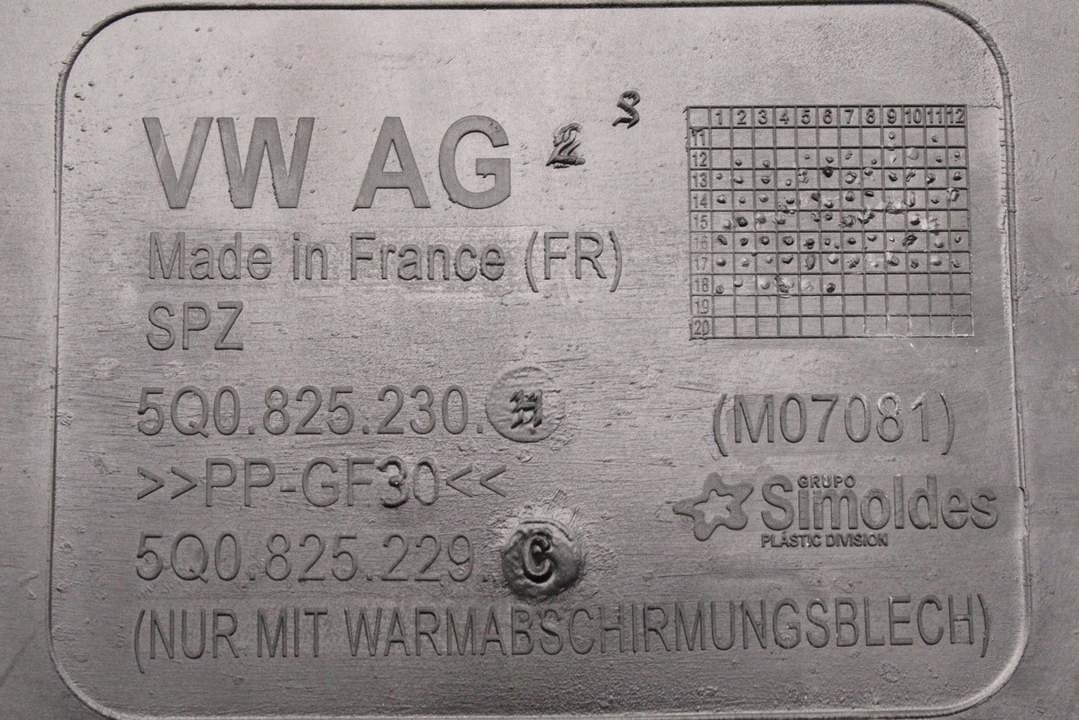 VW Golf MK7 Passat Audi A3 Q2 Skoda SEAT underbody trim 5Q0825229C