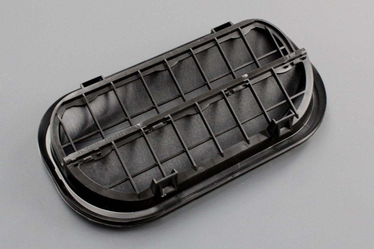 VW Golf MK8 Polo 6R Audi Q5 RS3 Skoda SEAT 2010-on vent trim 6R0819465C