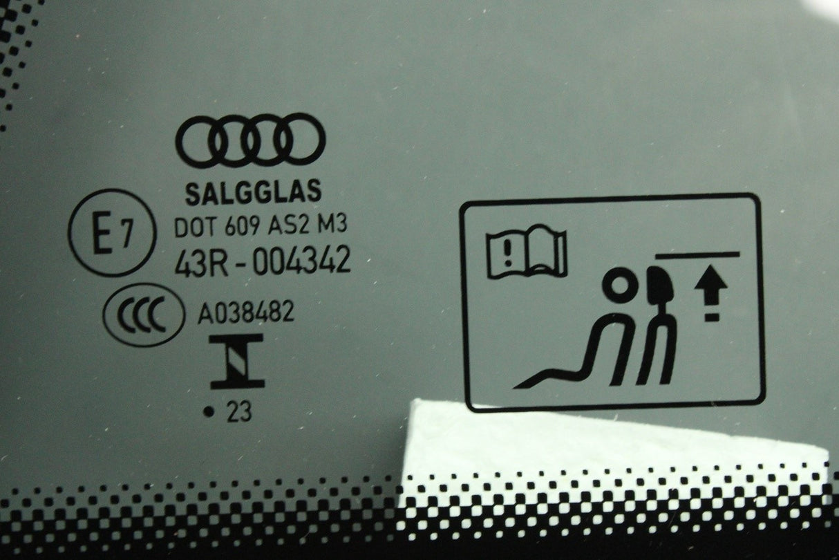 Audi TT TTS TTRS Coupe rear quarter window glass (left) 8S8845299C NVB