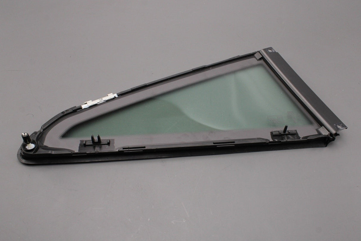 Audi TT TTS TTRS Coupe rear quarter window glass (left) 8S8845299C NVB