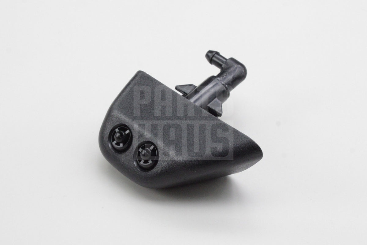 Land Rover Freelander 2 2006-2014 headlight washer jet (left) LR003851