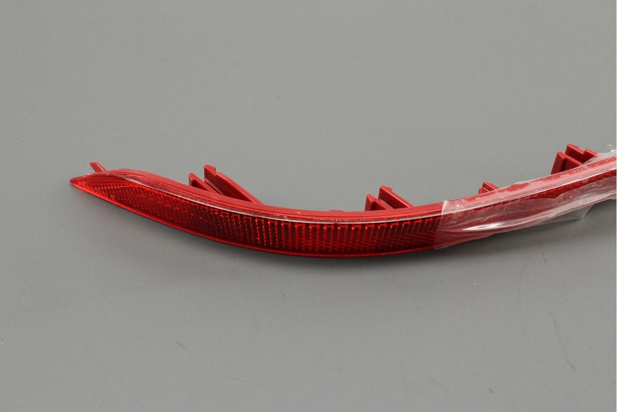 Skoda Enyaq 2021-on Elroq 2025-on rear reflector (outer left) 5LA945105