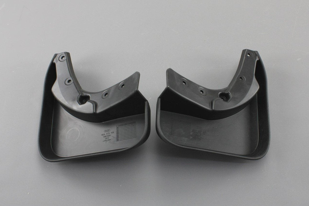 Audi Q5 S-line 2017-21 rear mud flaps with fixings 80A075106