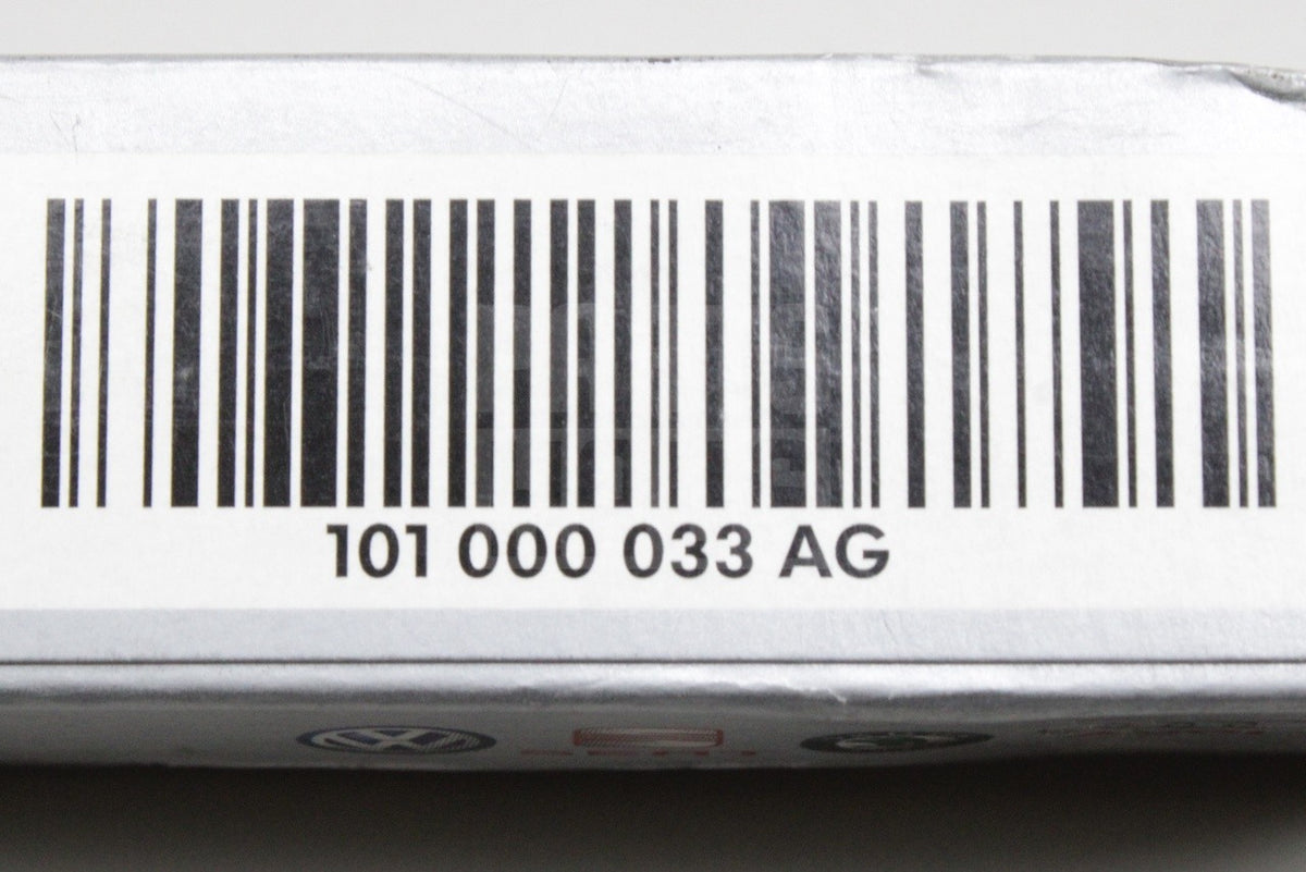 VW Passat Audi A4 A6 Skoda 1.6 1.9 2.0 2.5 spark plugs (x4) 101000033AG