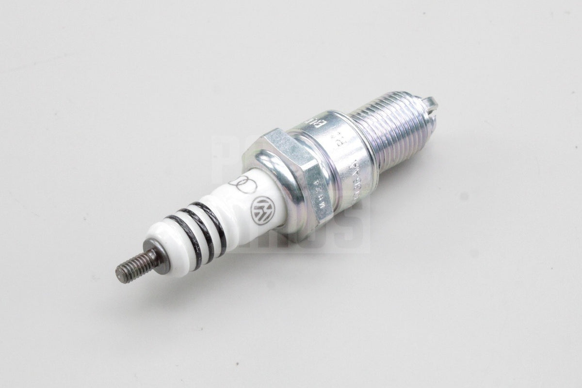 VW Golf MK3 GTI Corrado Audi Skoda SEAT 2.0 spark plugs (x4) 101000036AA