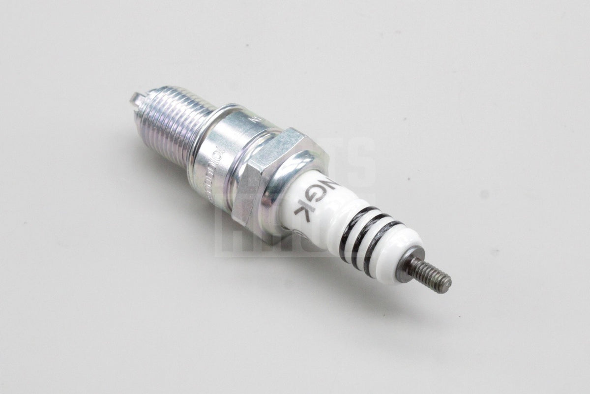 VW Golf MK3 GTI Corrado Audi Skoda SEAT 2.0 spark plugs (x4) 101000036AA