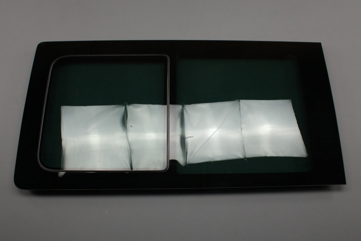 VW Transporter T5.1 T6 T6.1 tinted sliding window (left) 7E0847757AA 9B9