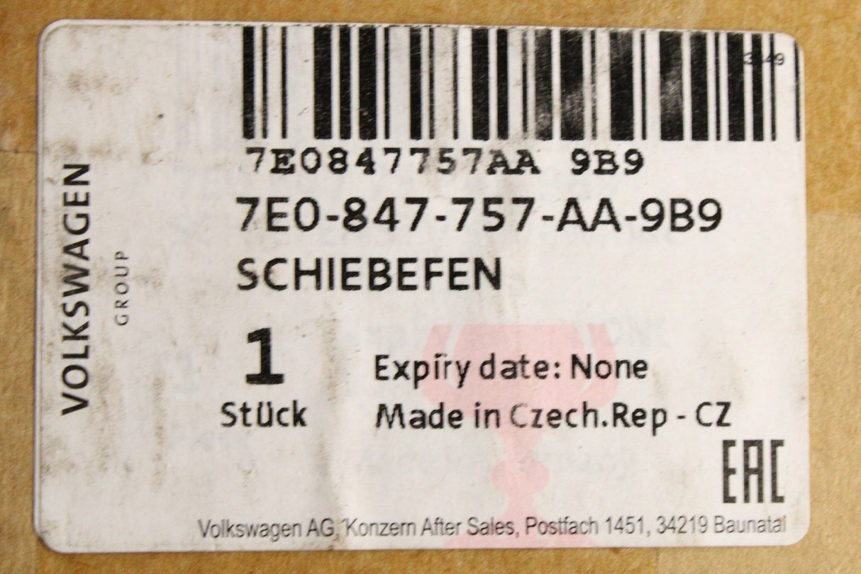 VW Transporter T5.1 T6 T6.1 tinted sliding window (left) 7E0847757AA 9B9