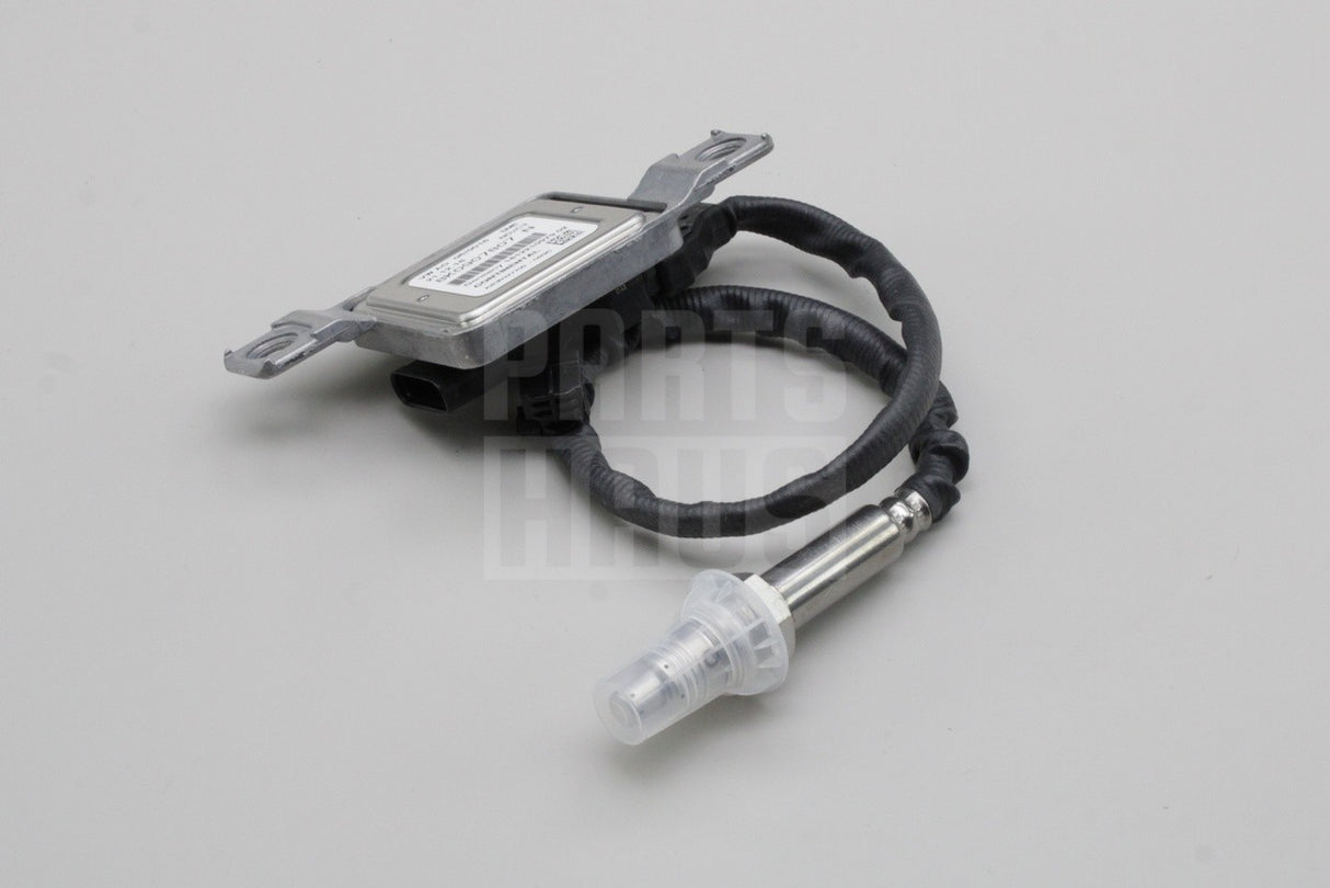 Audi A4 A6 A7 08-16 3.0 TDI V6 exhaust NOx sensor 8K0907807N
