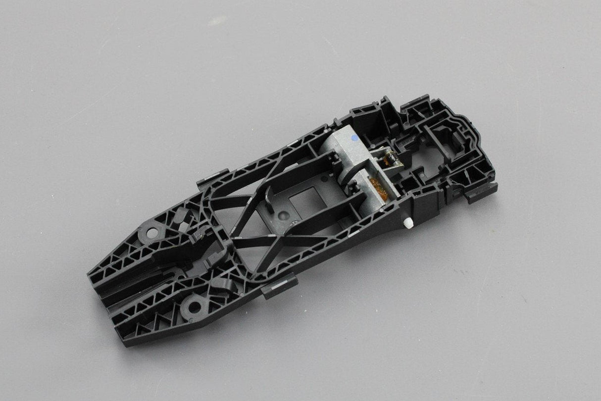 VW Skoda SEAT Golf Fabia left inner door handle mounting bar 5N0839885H