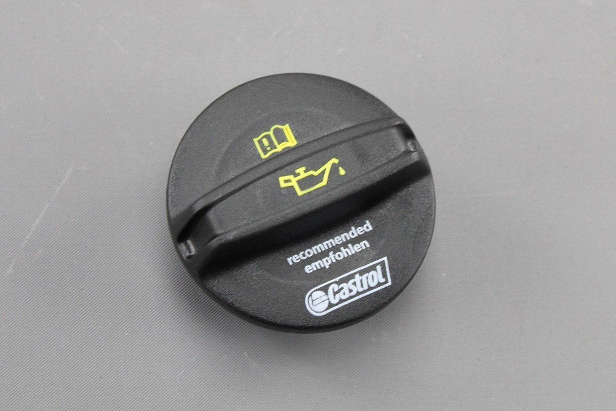 VW Audi Skoda SEAT various models engine oil filler screw cap 06K103485A