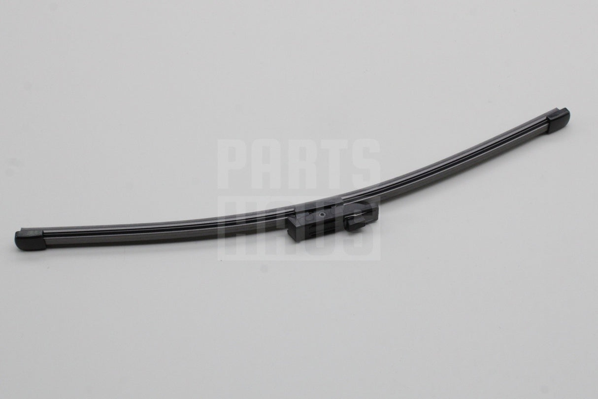 VW Golf Estate MK8 2020-on rear wiper blade (335mm) 5H9955427 9B9