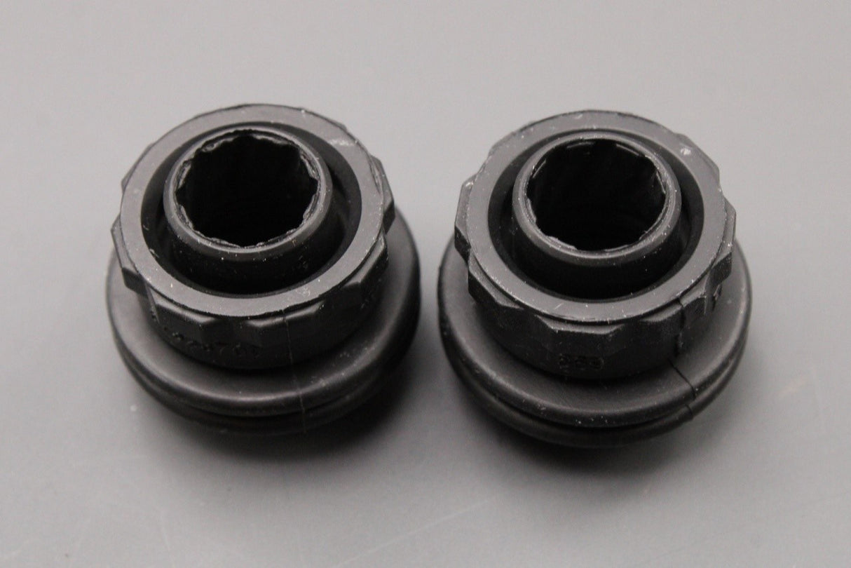 Land Rover Range Rover brake caliper pin and boot kit LR020489