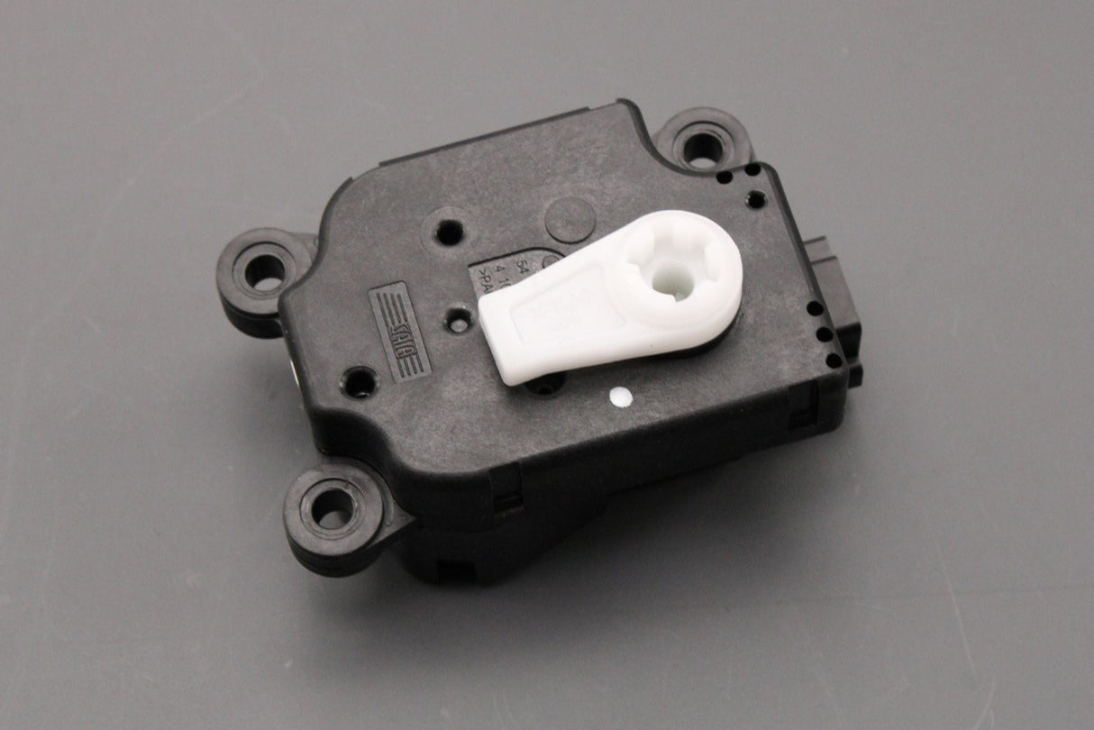 Land Rover Discovery 4 2010-2016 heater control motor (left) LR041273