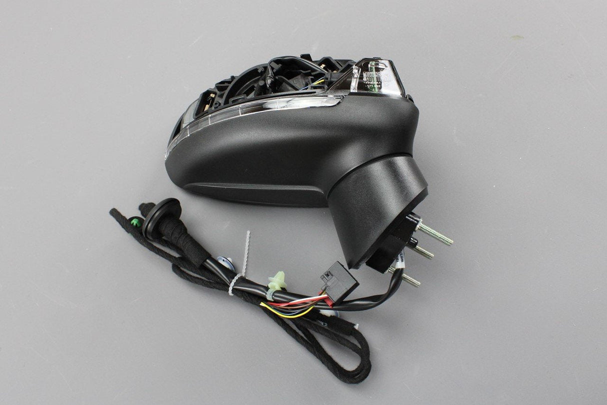 Audi A1 2011-18 right wing door mirror housing 8X2857410R 9B9