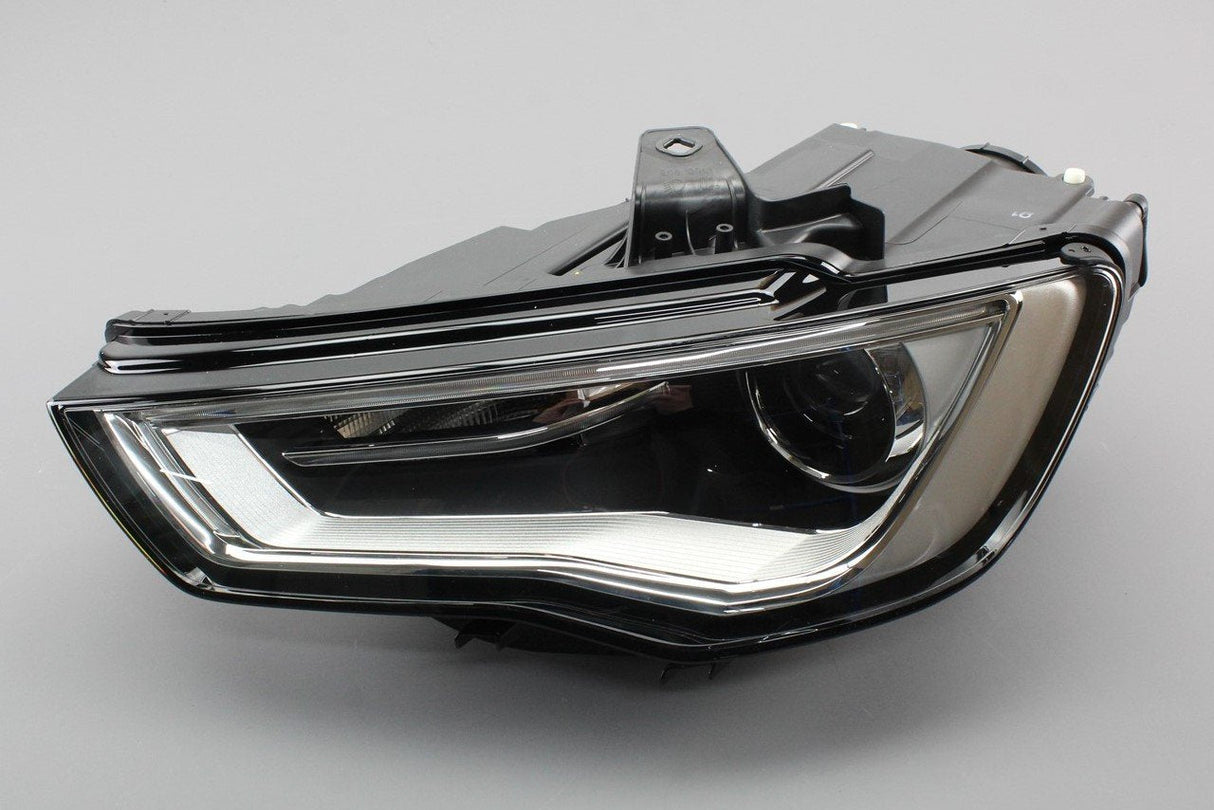 Audi A3 S3 RS3 13-16 Xenon gas discharge headlight (left) 8V0941043A