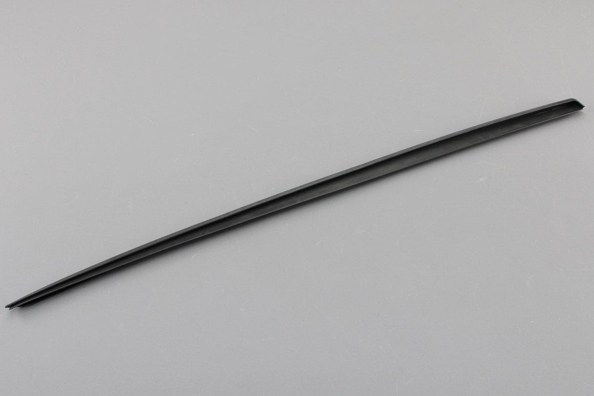 Audi Q5 2018-on windscreen water deflector strip left 80A854327B 9B9